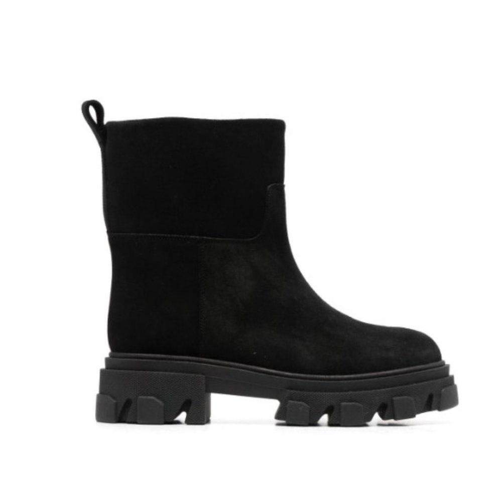 GIABORGHINI Lug Sole Suede Ankle Boots